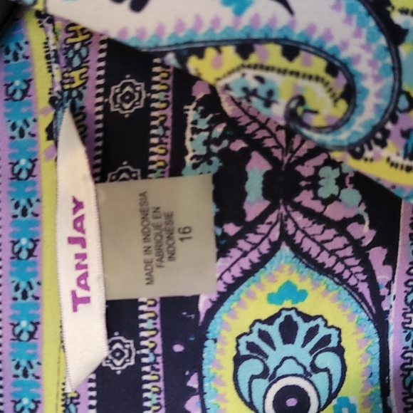 TanJay size 16 long sleeved silky tunic with paisley pattern - Picture 4 of 5